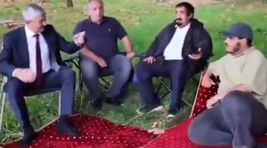 AKP’li başkan Araplara satılan arsayı öve öve bitiremedi