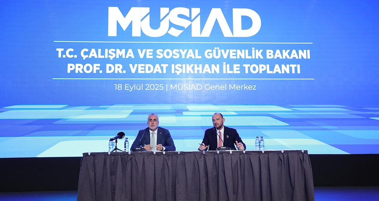 bakan isikhan musiad toplantisina katildi HNJPjdMA