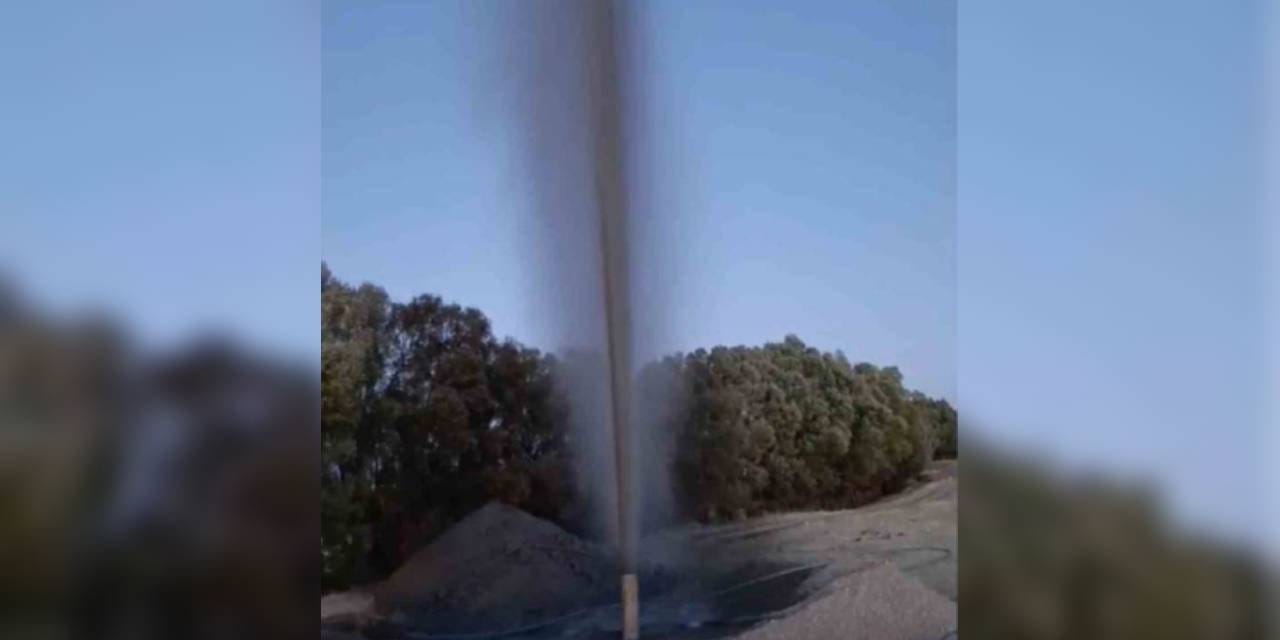 inekleri icin arazisinde sondaj yapti 88 metrede fiskiran siviyi gorunce gozlerine inanamadi xXsYYEWm