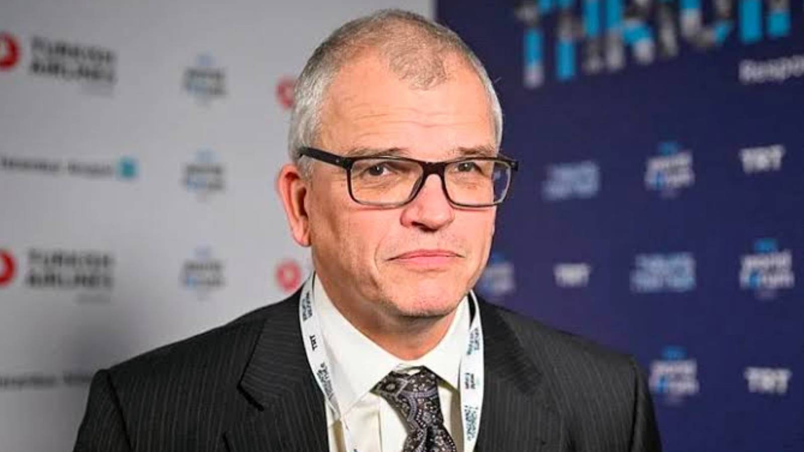 ekonomist timothy ash tcmb baskani ben olsam sahin kanatta kalir faizleri bu kadar dusurmezdim DhtnfhC4.jpg