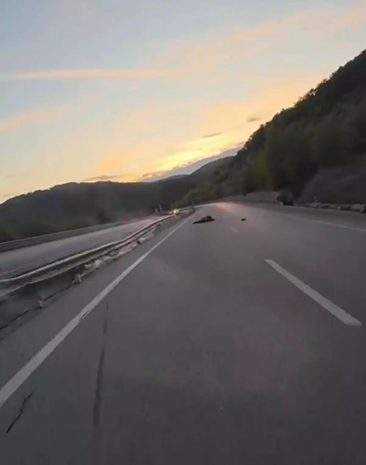 motosiklet kazasinda hayatini kaybetti 53xJhGAu.jpg