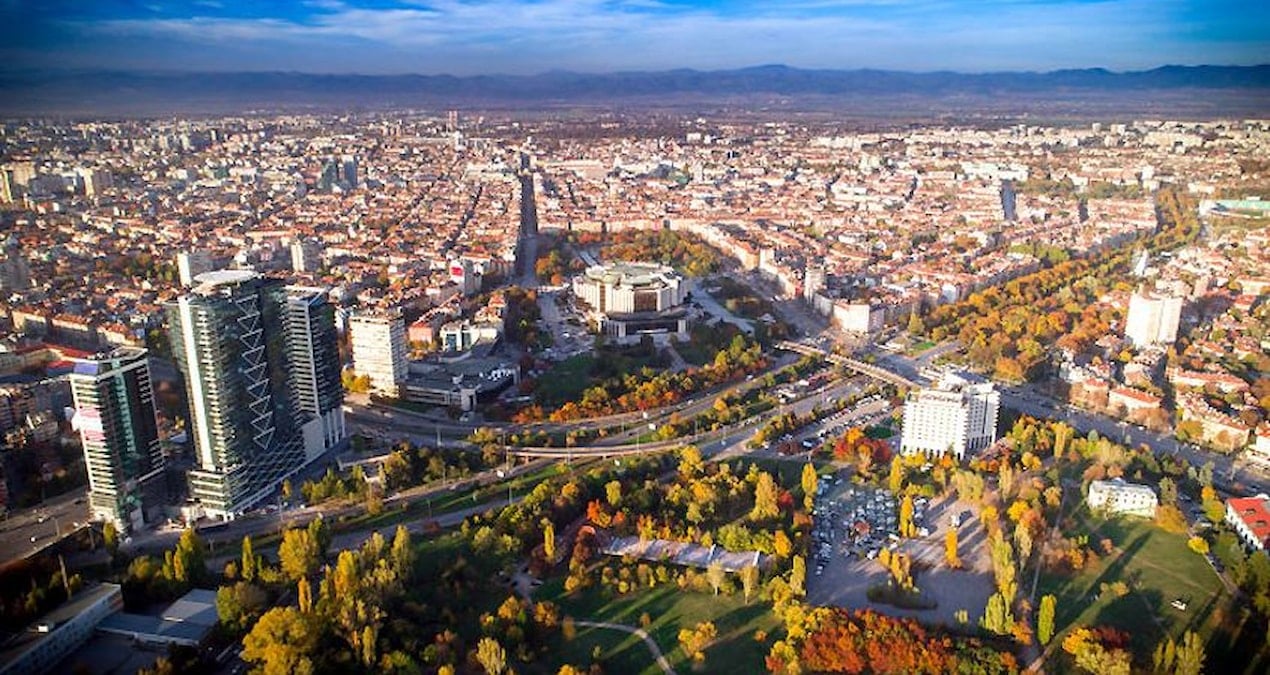 para birimleri degisiyor diye resmi tatil yapilacaklar W4iMb6Bn