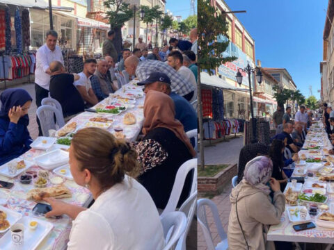 Anahtar parti kurmaylari kirsehirde esnafla bulustu MQOHPgUk