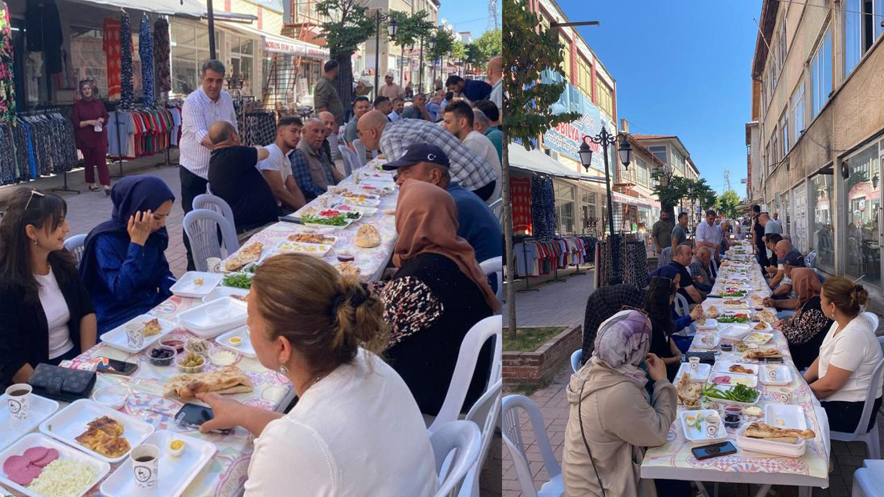 Anahtar parti kurmaylari kirsehirde esnafla bulustu MQOHPgUk